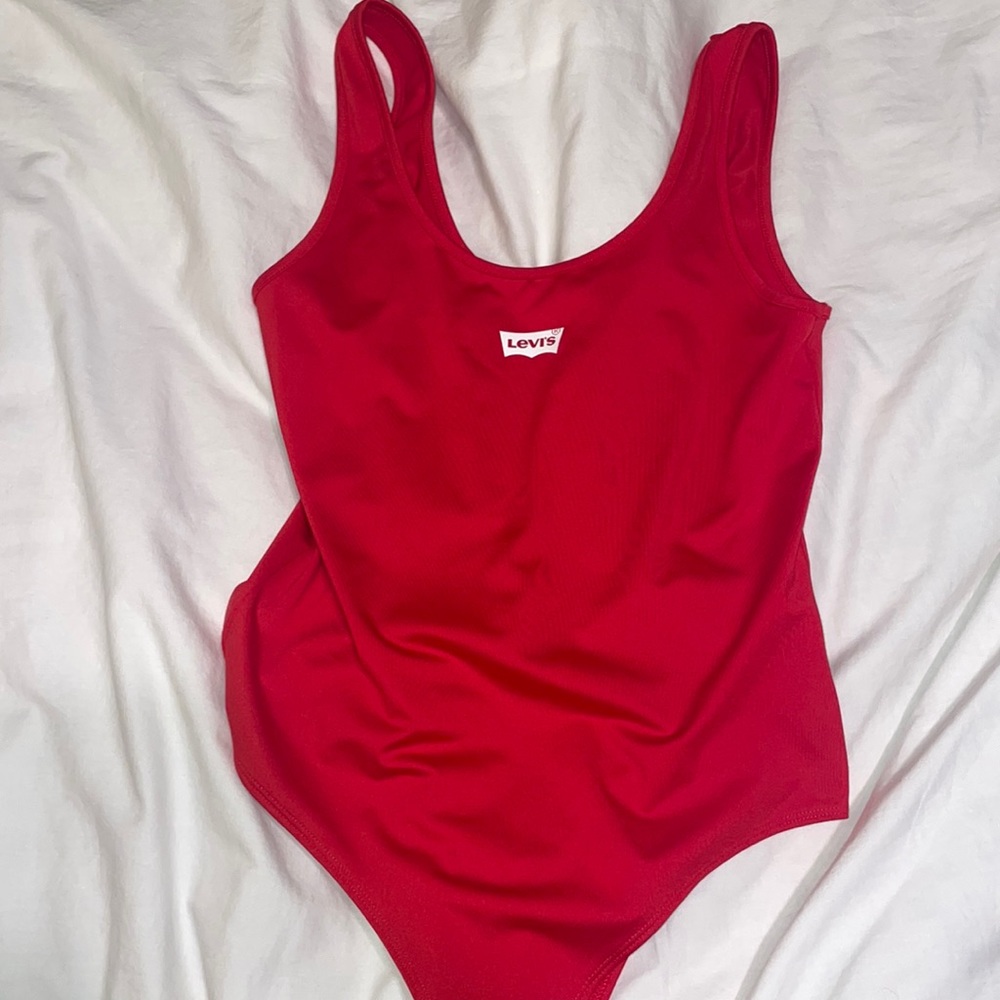 Levi’s bodysuit